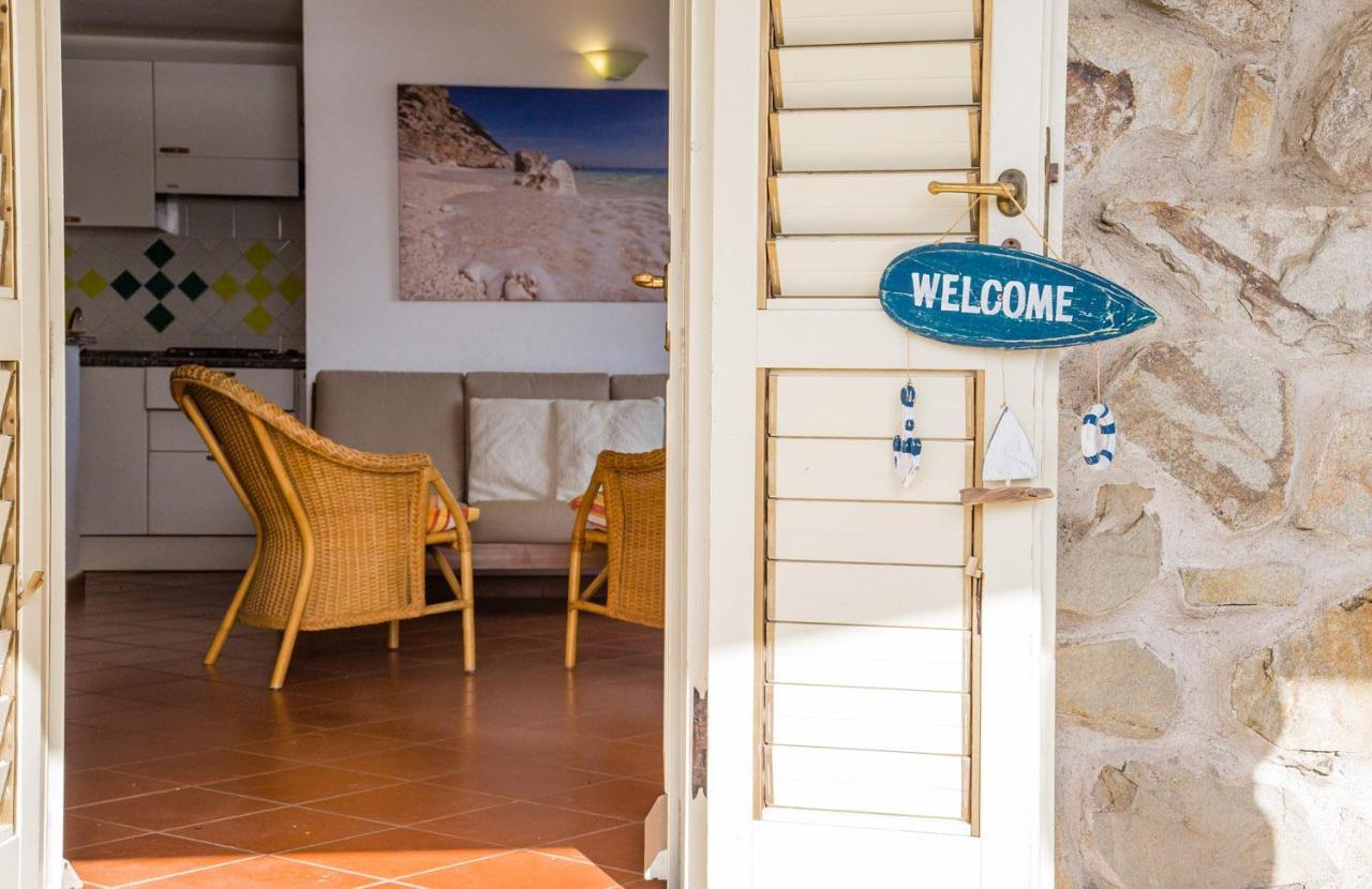 Casa Delta Delle Acque Vista Spettacolare E Giardino Apartment Cala Gonone Luaran gambar