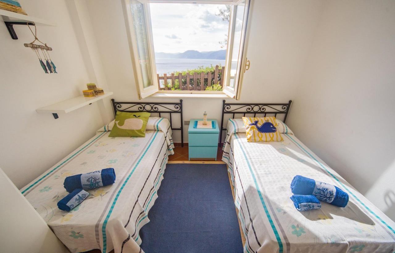 Casa Delta Delle Acque Vista Spettacolare E Giardino Apartment Cala Gonone Luaran gambar